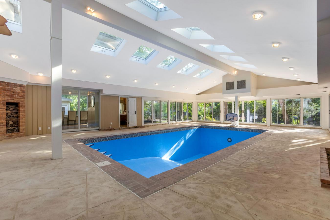 Upper Arlington, Franklin, 43220, United States, 5 Bedrooms Bedrooms, ,6 BathroomsBathrooms,Residential,For Sale,1886704