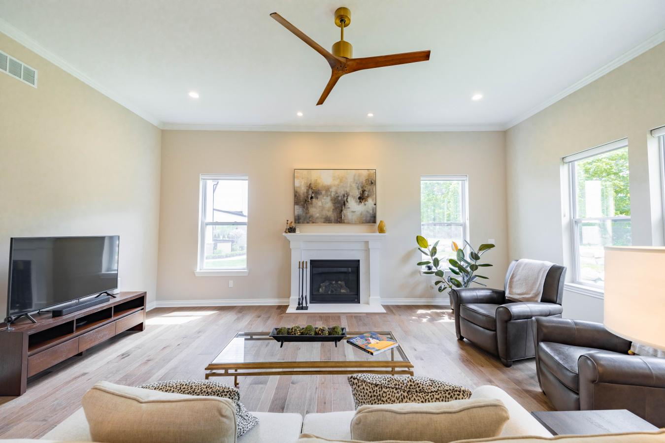 Northville, Oakland, 48167, United States, 4 Bedrooms Bedrooms, ,3 BathroomsBathrooms,Residential,For Sale,1889462