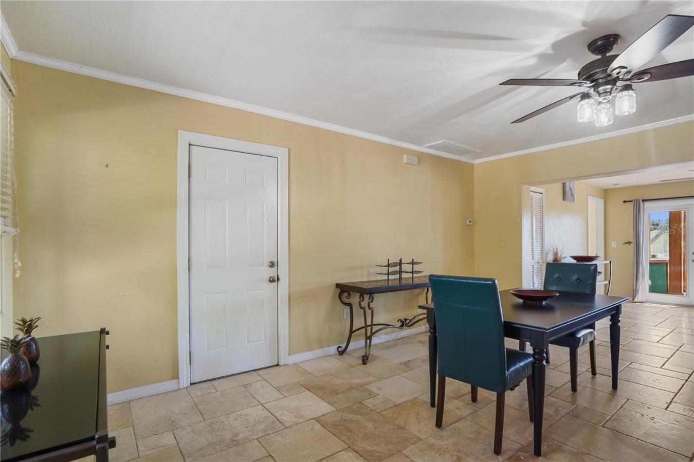 ST PETERSBURG, Florida, 33702, United States, 3 Bedrooms Bedrooms, ,2 BathroomsBathrooms,Residential,For Sale,1889455