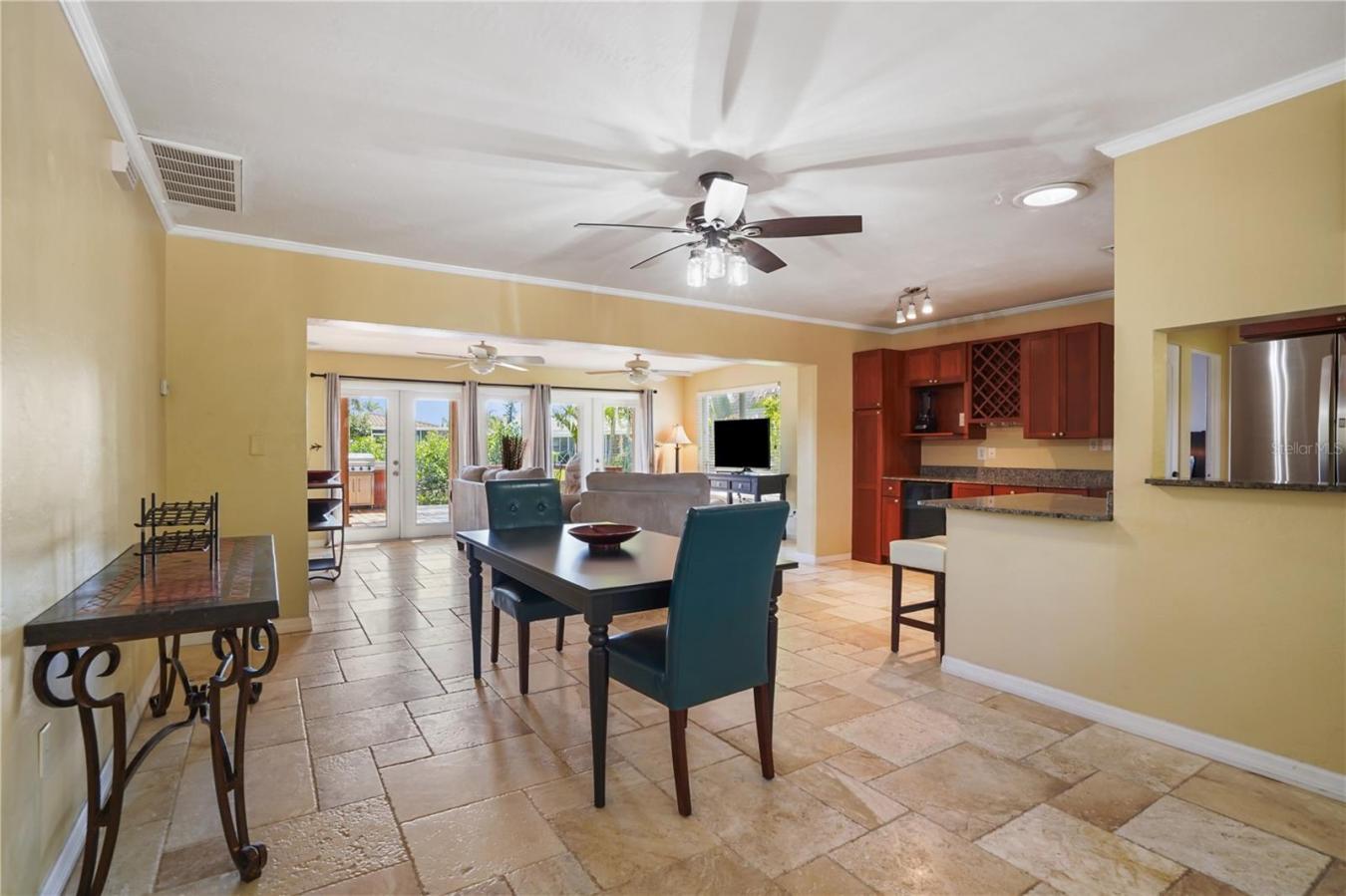 ST PETERSBURG, Florida, 33702, United States, 3 Bedrooms Bedrooms, ,2 BathroomsBathrooms,Residential,For Sale,1889455