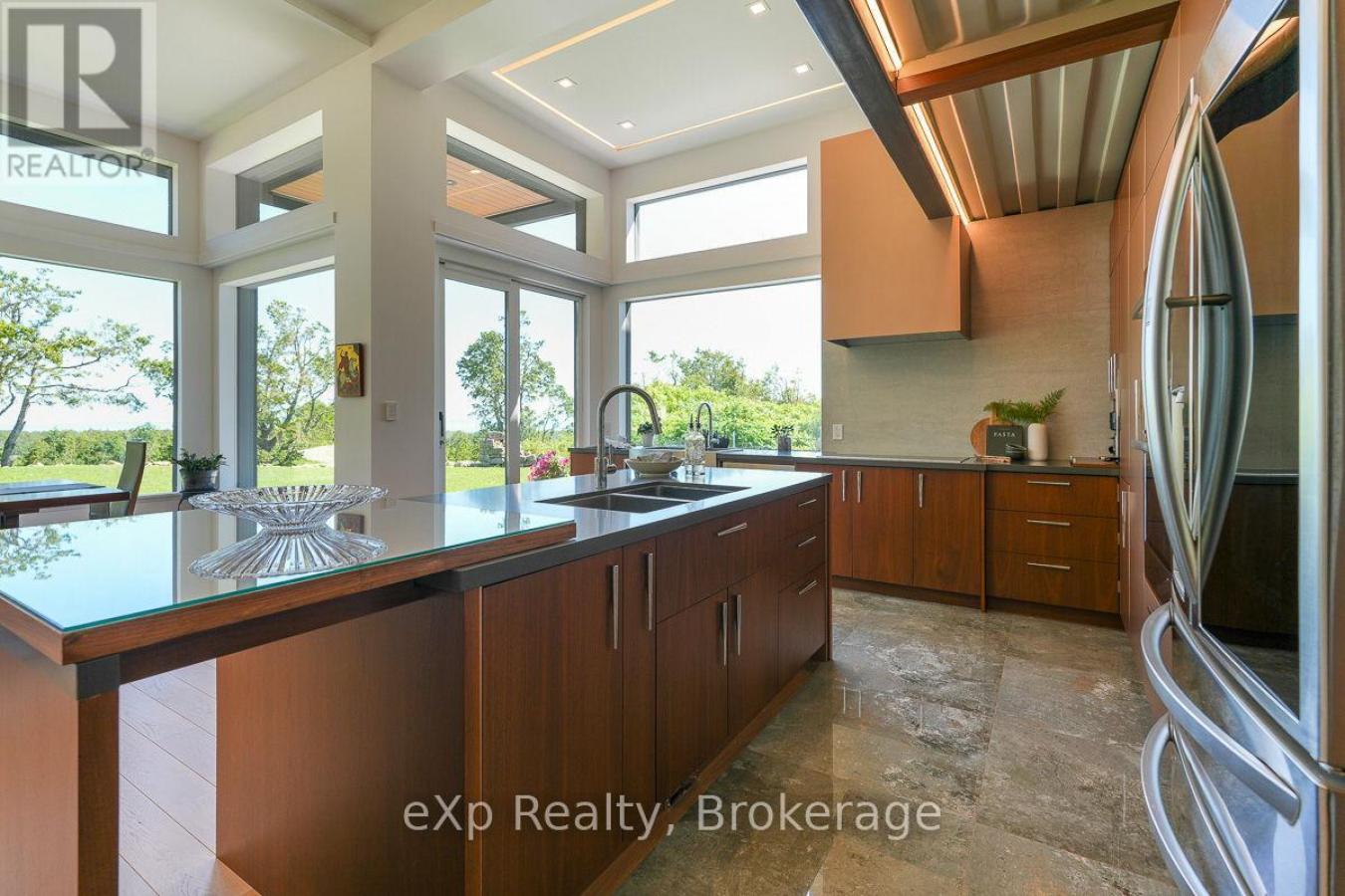 Blue Mountains, Grey, N0H 1J0, Canada, 5 Bedrooms Bedrooms, ,3 BathroomsBathrooms,Residential,For Sale,1892368