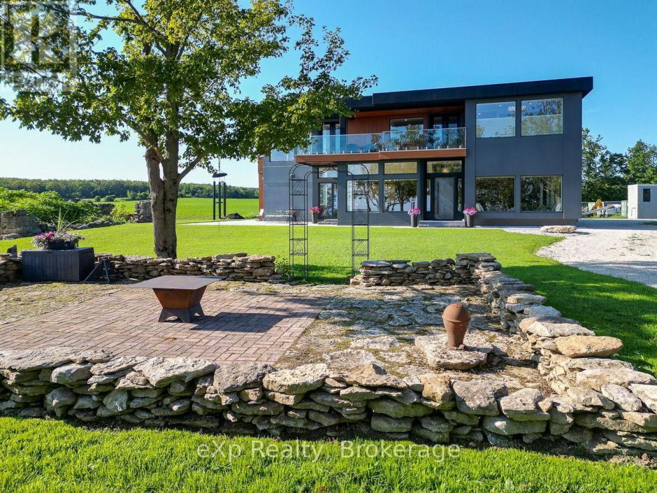 Blue Mountains, Grey, N0H 1J0, Canada, 5 Bedrooms Bedrooms, ,3 BathroomsBathrooms,Residential,For Sale,1892368