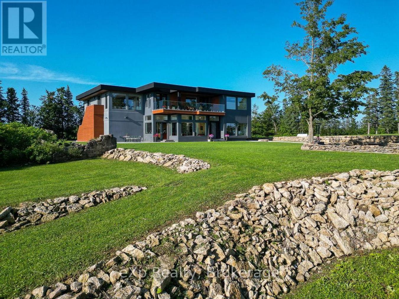 Blue Mountains, Grey, N0H 1J0, Canada, 5 Bedrooms Bedrooms, ,3 BathroomsBathrooms,Residential,For Sale,1892368