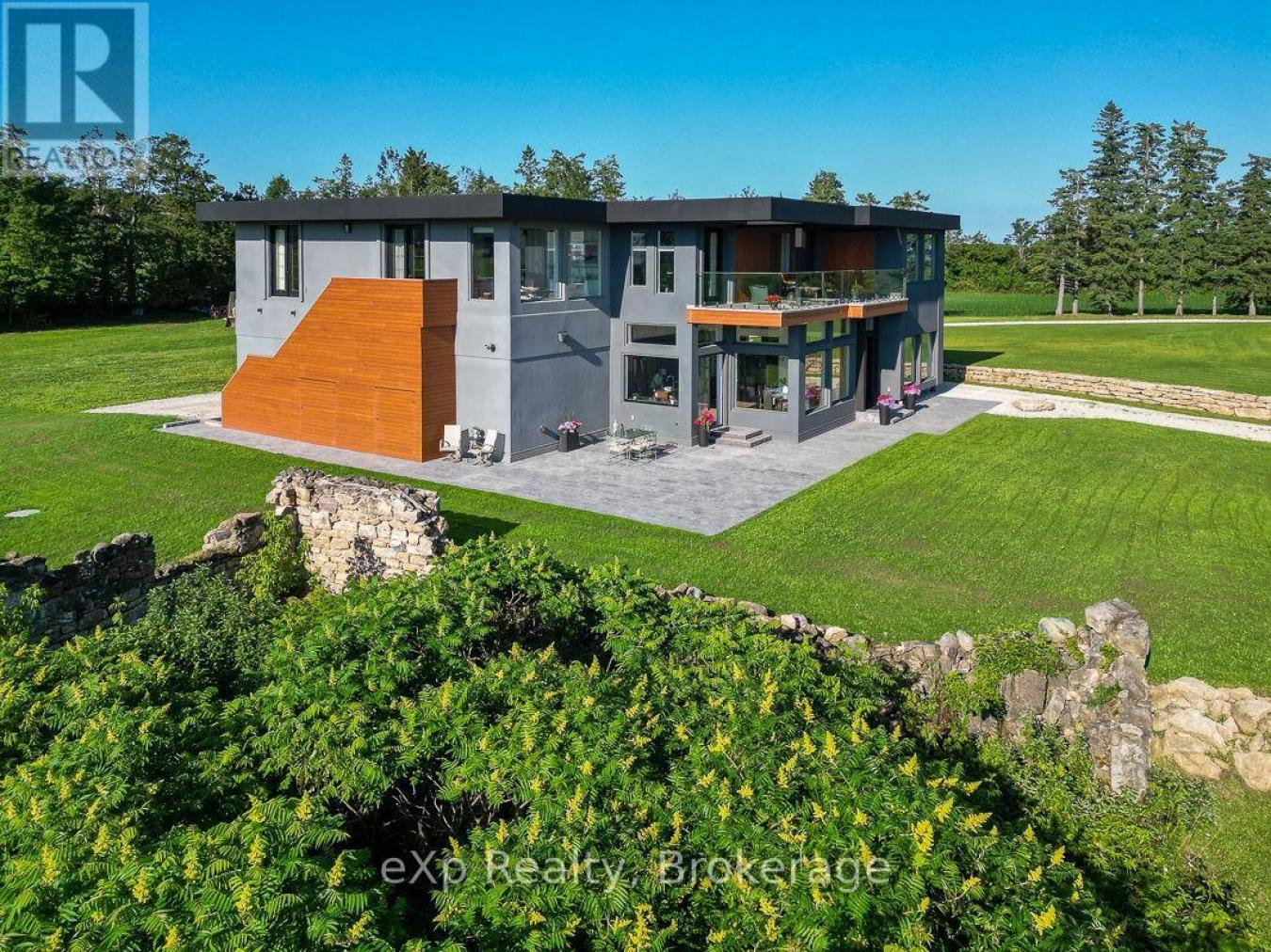 Blue Mountains, Grey, N0H 1J0, Canada, 5 Bedrooms Bedrooms, ,3 BathroomsBathrooms,Residential,For Sale,1892368