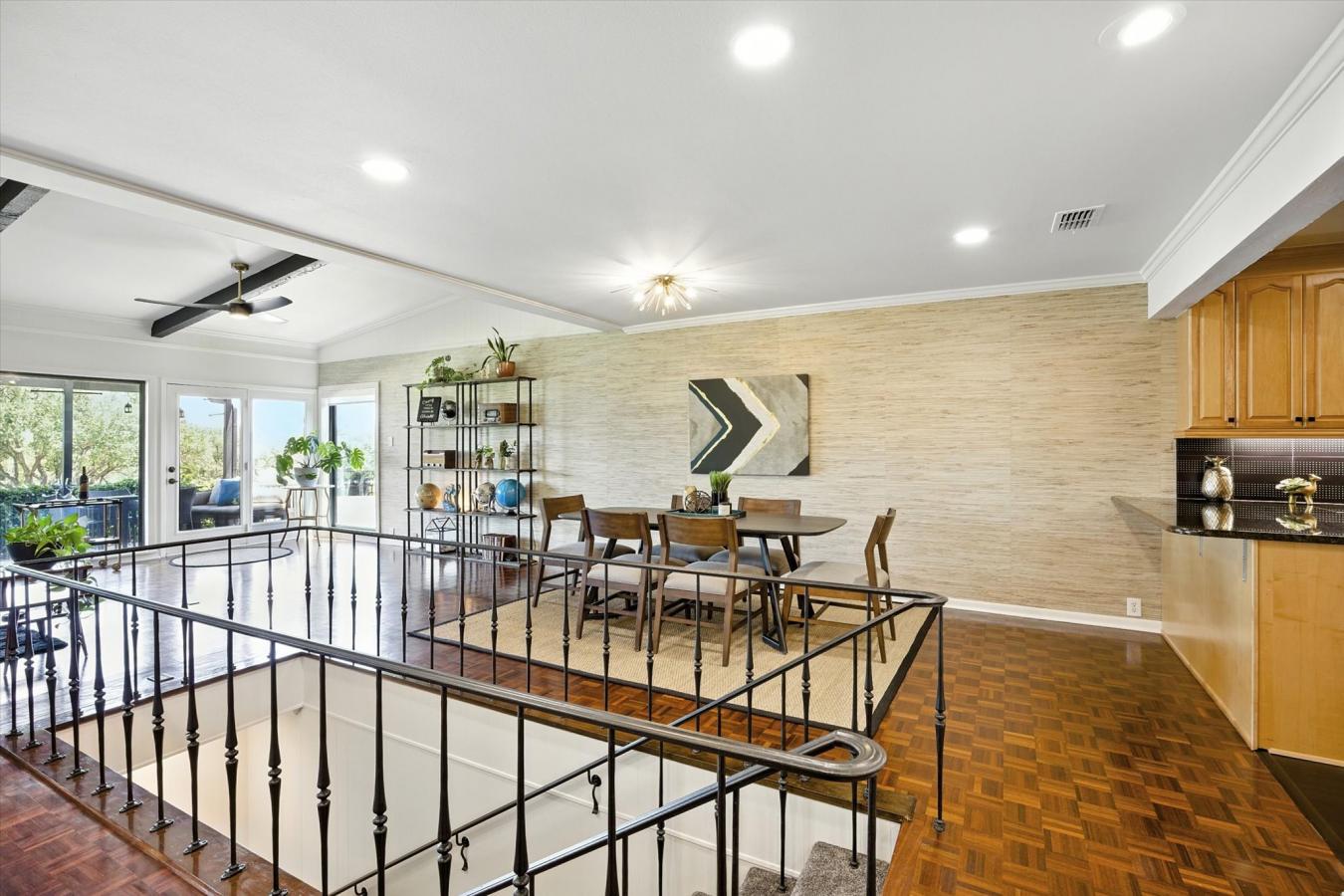 Lakeway, Travis, 78734, United States, 3 Bedrooms Bedrooms, ,3 BathroomsBathrooms,Residential,For Sale,1886703