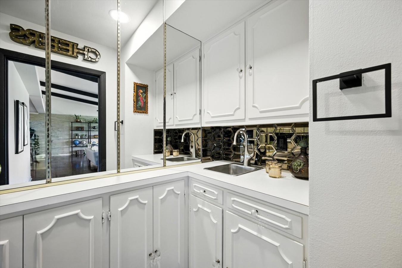 Lakeway, Travis, 78734, United States, 3 Bedrooms Bedrooms, ,3 BathroomsBathrooms,Residential,For Sale,1886703