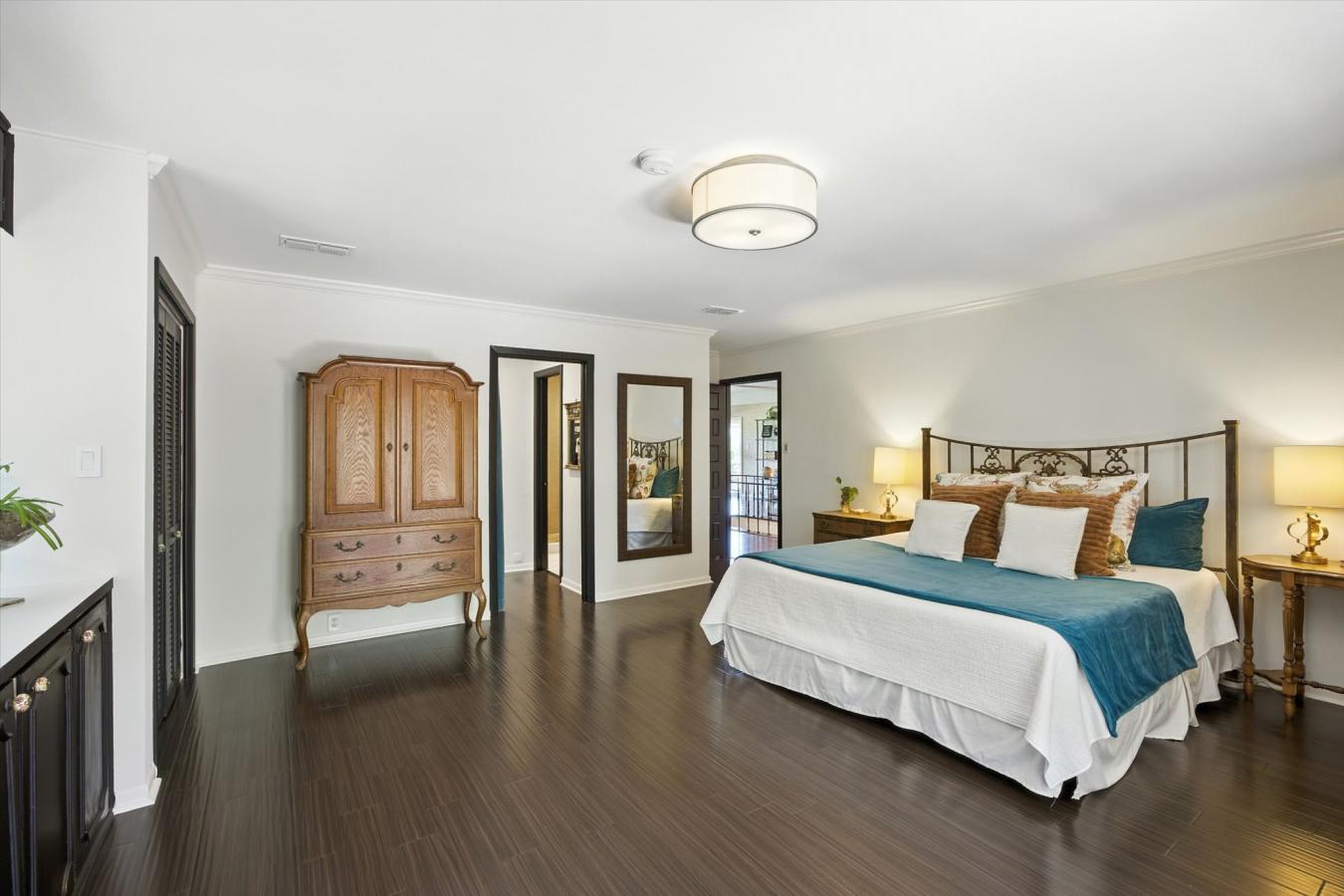 Lakeway, Travis, 78734, United States, 3 Bedrooms Bedrooms, ,3 BathroomsBathrooms,Residential,For Sale,1886703