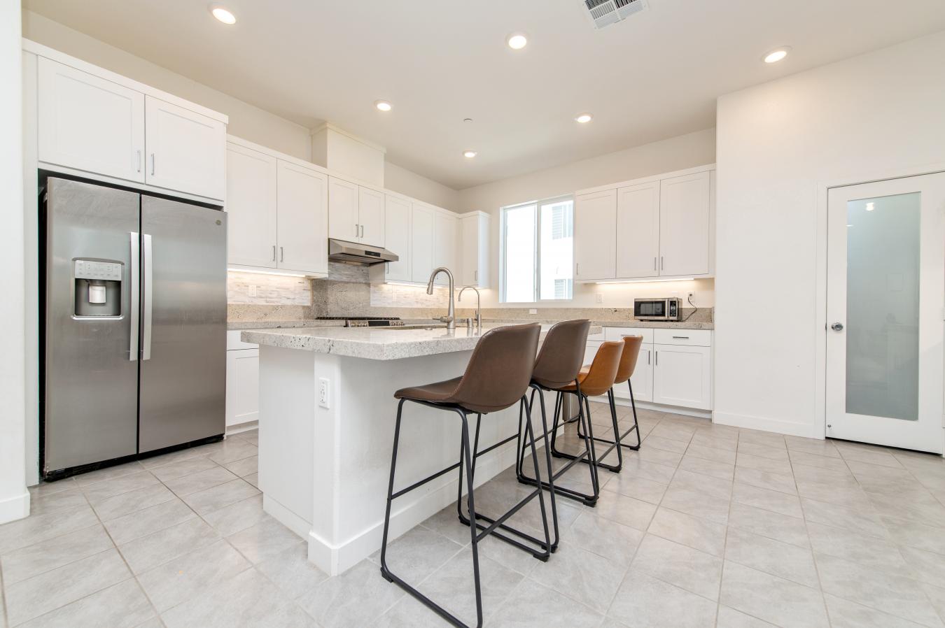 Irvine, Orange, 92618, United States, 4 Bedrooms Bedrooms, ,3 BathroomsBathrooms,Residential,For Sale,1892366