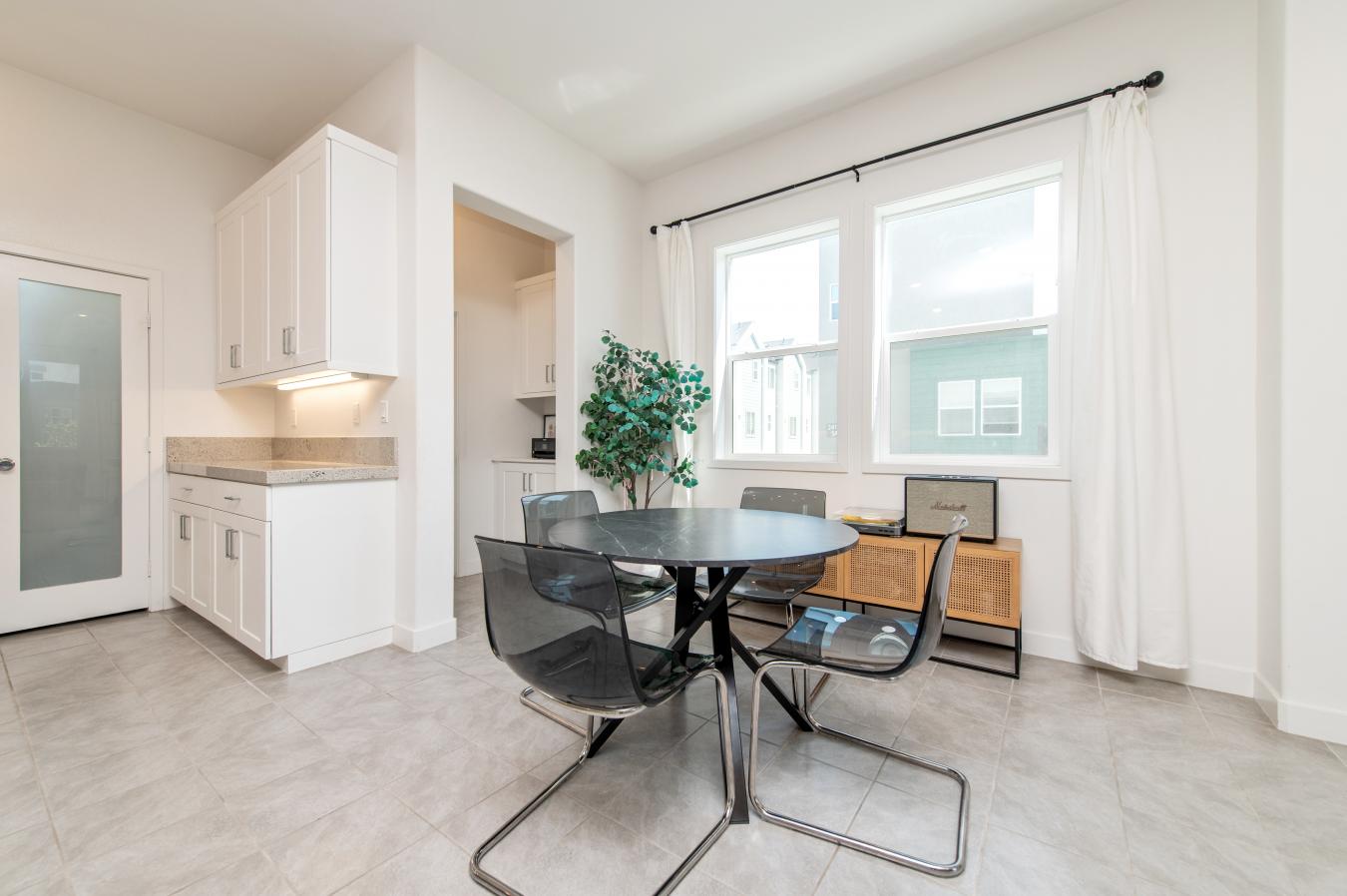 Irvine, Orange, 92618, United States, 4 Bedrooms Bedrooms, ,3 BathroomsBathrooms,Residential,For Sale,1892366