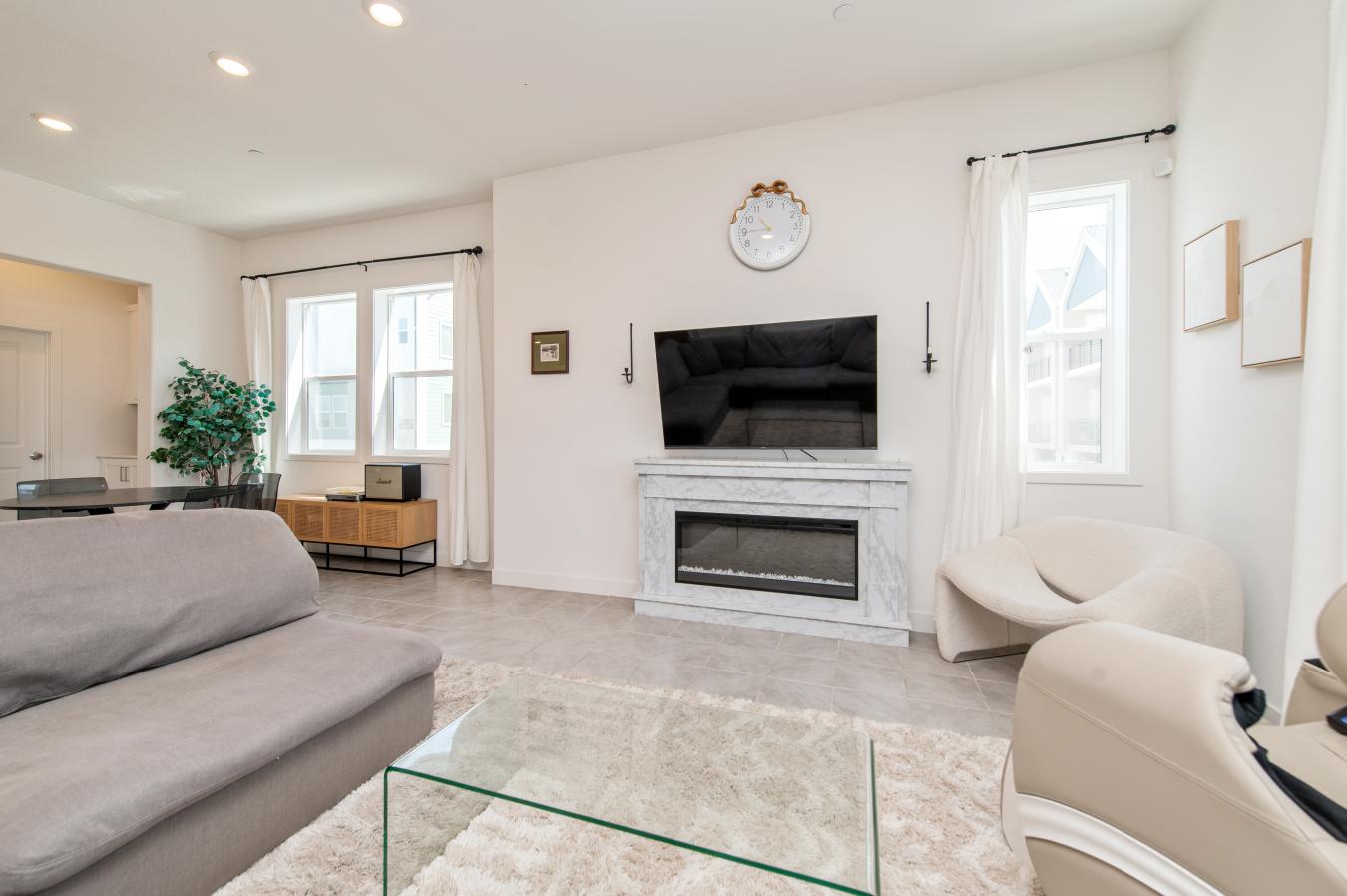 Irvine, Orange, 92618, United States, 4 Bedrooms Bedrooms, ,3 BathroomsBathrooms,Residential,For Sale,1892366