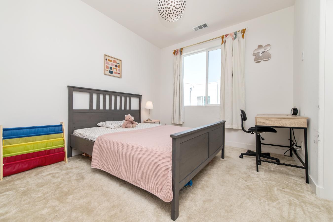 Irvine, Orange, 92618, United States, 4 Bedrooms Bedrooms, ,3 BathroomsBathrooms,Residential,For Sale,1892366