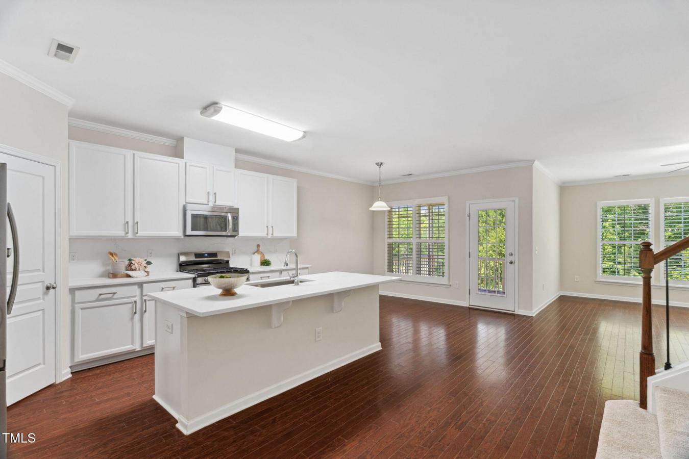 Cary, North Carolina, 27519, United States, 5 Bedrooms Bedrooms, ,4 BathroomsBathrooms,Residential,For Sale,1892360