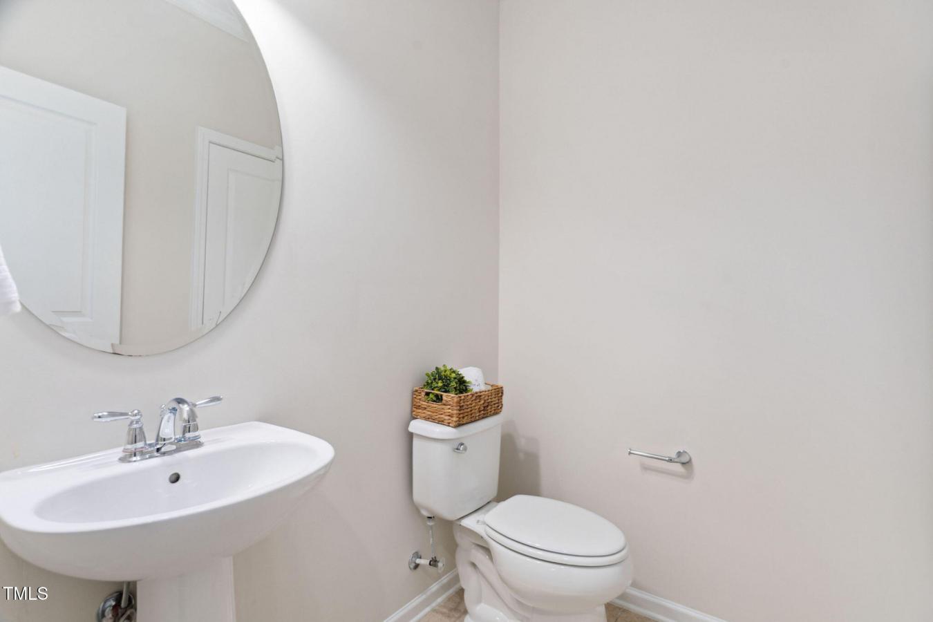 Cary, North Carolina, 27519, United States, 5 Bedrooms Bedrooms, ,4 BathroomsBathrooms,Residential,For Sale,1892360