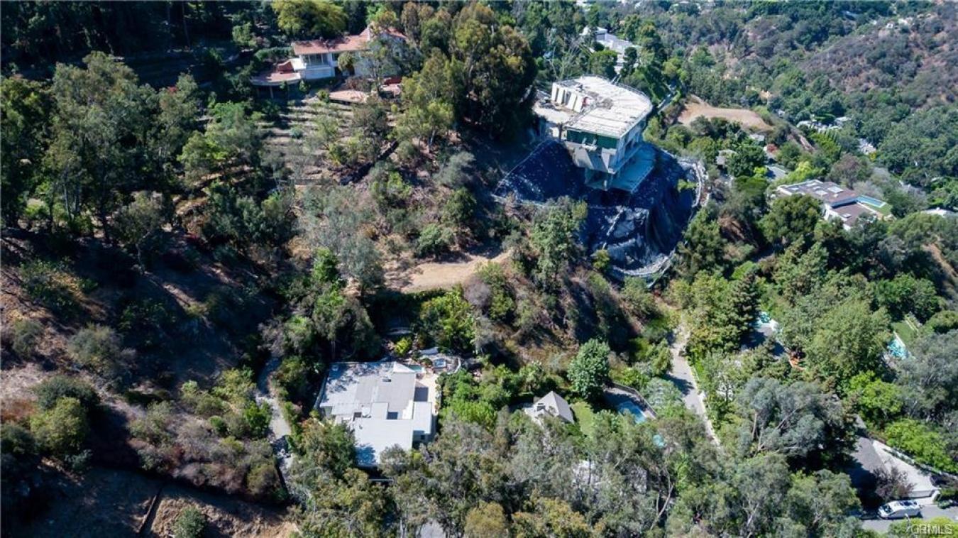 Los Angeles, Los Angeles, 90077, United States, ,Residential,For Sale,1892361