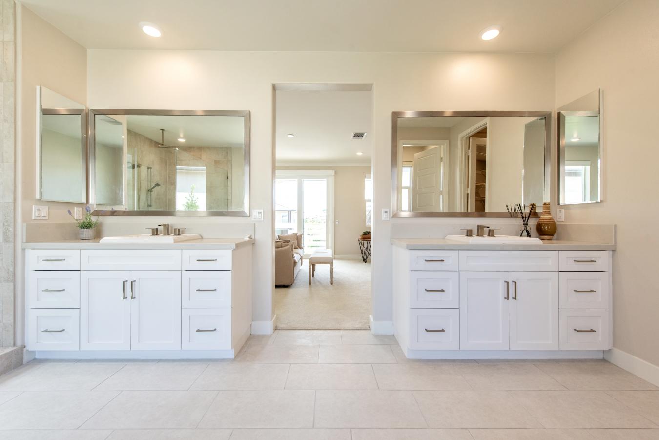 Irvine, Orange, 92618, United States, 4 Bedrooms Bedrooms, ,4 BathroomsBathrooms,Residential,For Sale,1892359