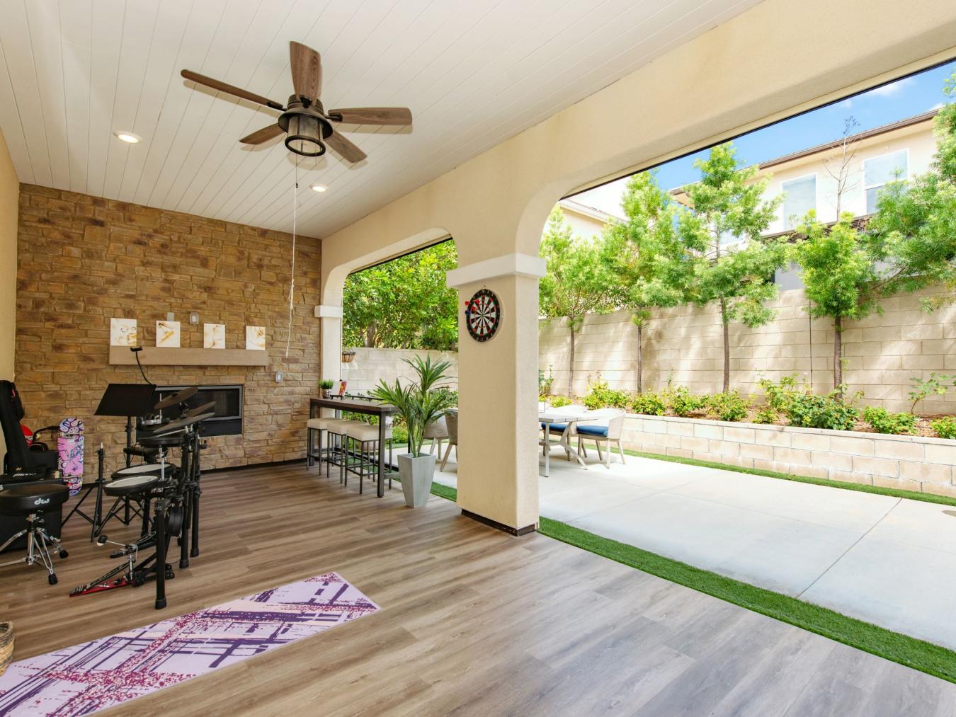 Irvine, Orange, 92618, United States, 4 Bedrooms Bedrooms, ,4 BathroomsBathrooms,Residential,For Sale,1892359