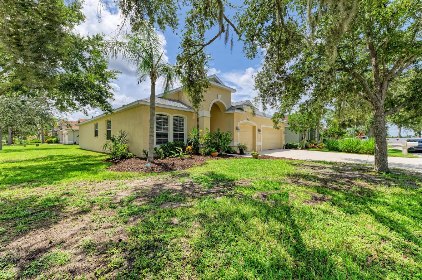 Ellenton, Manatee, 34222, United States, 4 Bedrooms Bedrooms, ,3 BathroomsBathrooms,Residential,For Sale,1892356