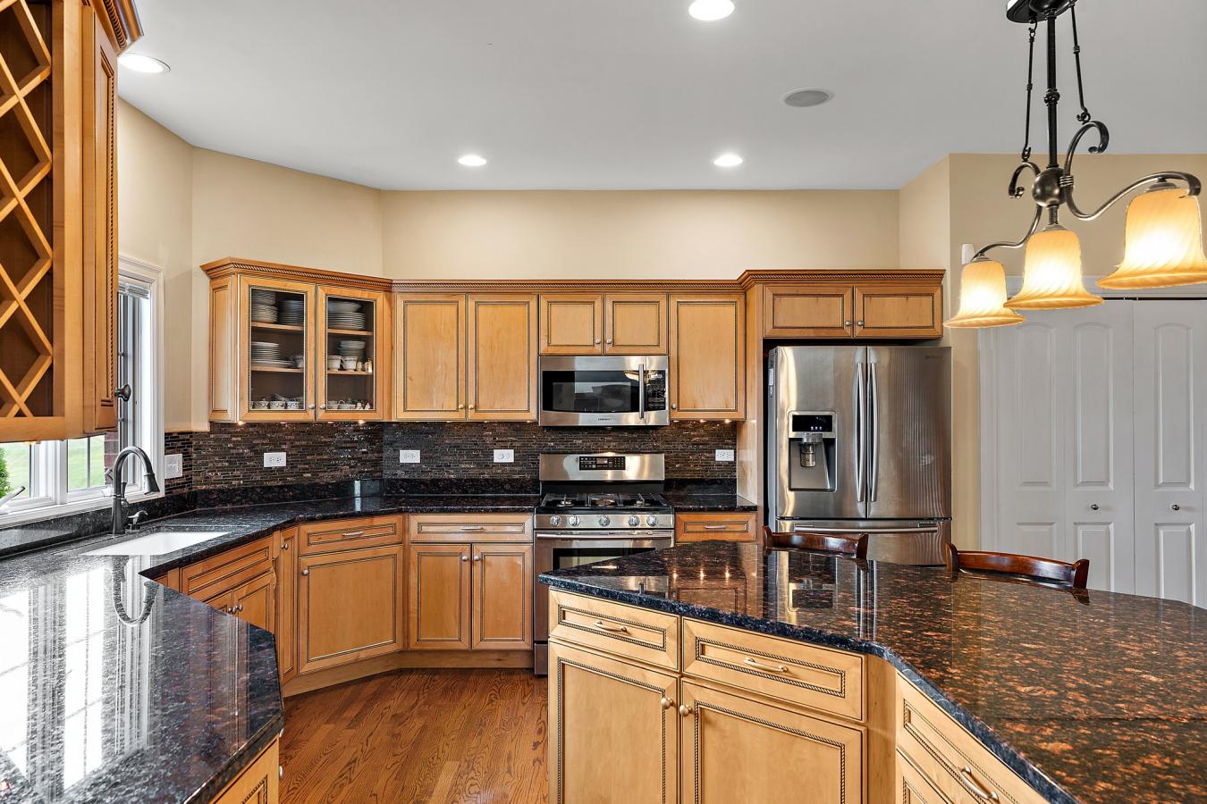 St. John, Lake, 46373, United States, 5 Bedrooms Bedrooms, ,4 BathroomsBathrooms,Residential,For Sale,1892354