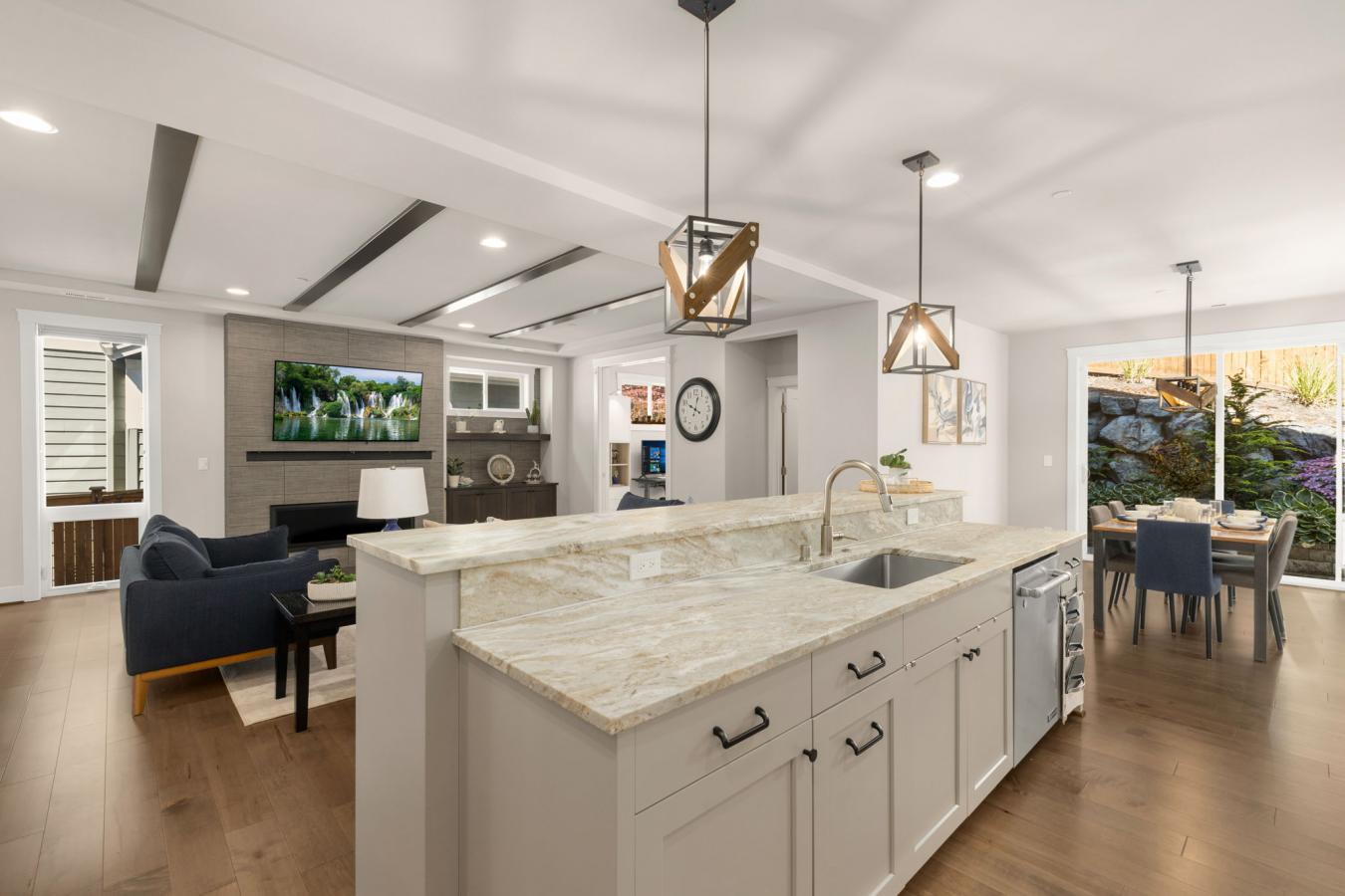 Redmond, King, 98052, United States, 5 Bedrooms Bedrooms, ,3 BathroomsBathrooms,Residential,For Sale,1892353