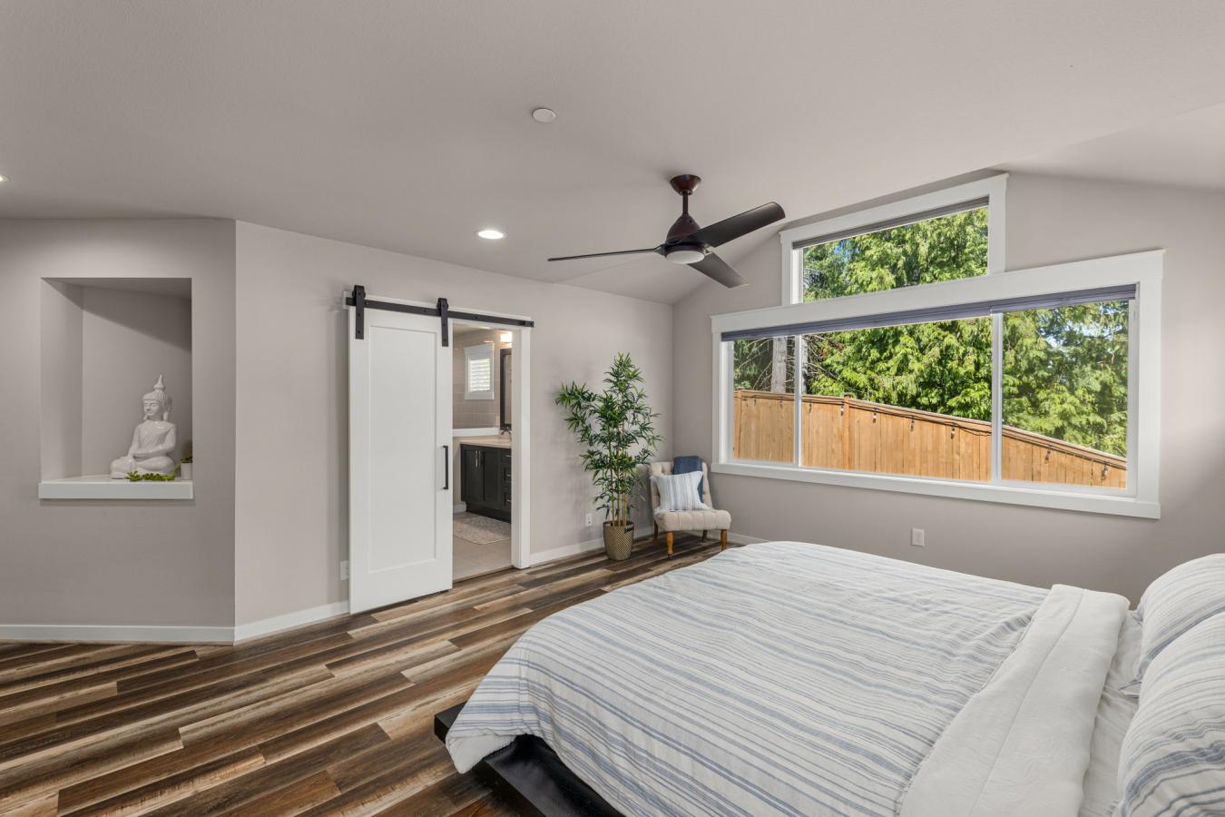 Redmond, King, 98052, United States, 5 Bedrooms Bedrooms, ,3 BathroomsBathrooms,Residential,For Sale,1892353