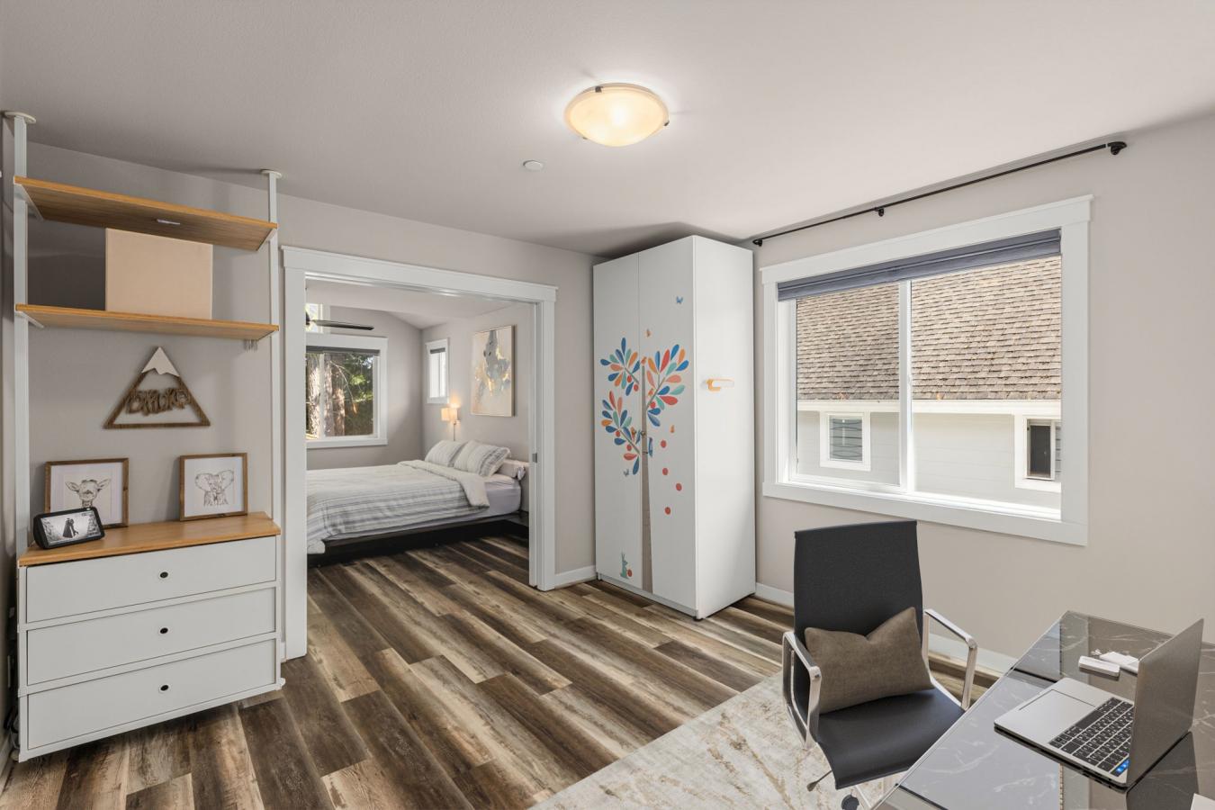 Redmond, King, 98052, United States, 5 Bedrooms Bedrooms, ,3 BathroomsBathrooms,Residential,For Sale,1892353