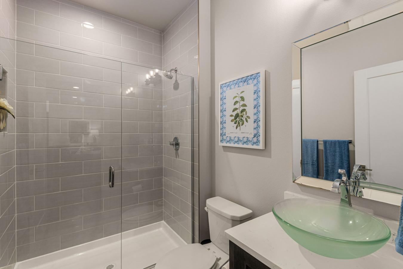 Redmond, King, 98052, United States, 5 Bedrooms Bedrooms, ,3 BathroomsBathrooms,Residential,For Sale,1892353