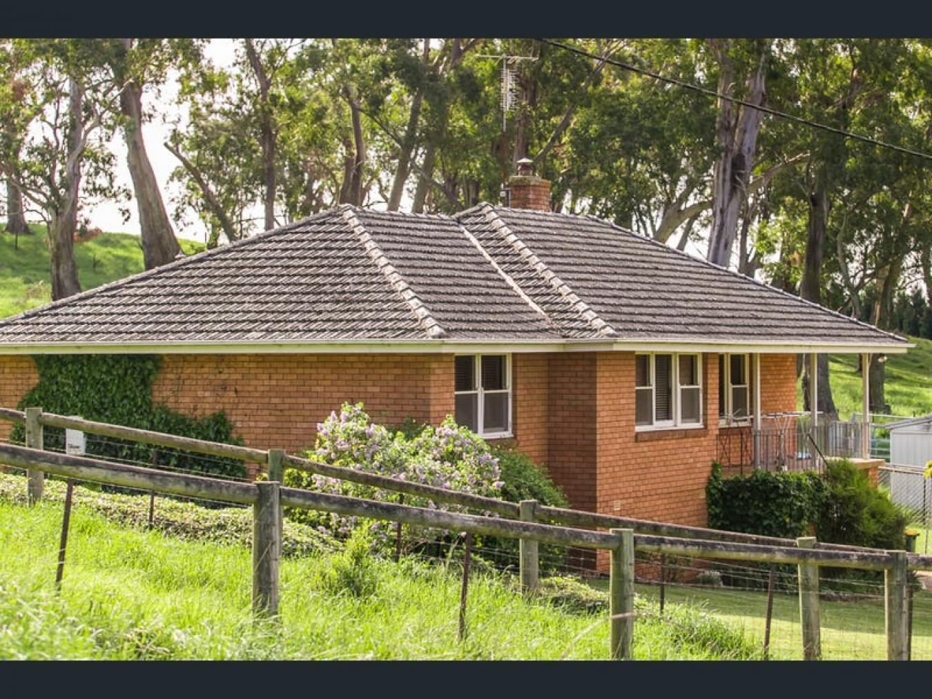 Bowral, NSW, 2576, Australia, 8 Bedrooms Bedrooms, ,4 BathroomsBathrooms,Residential,For Sale,1892352