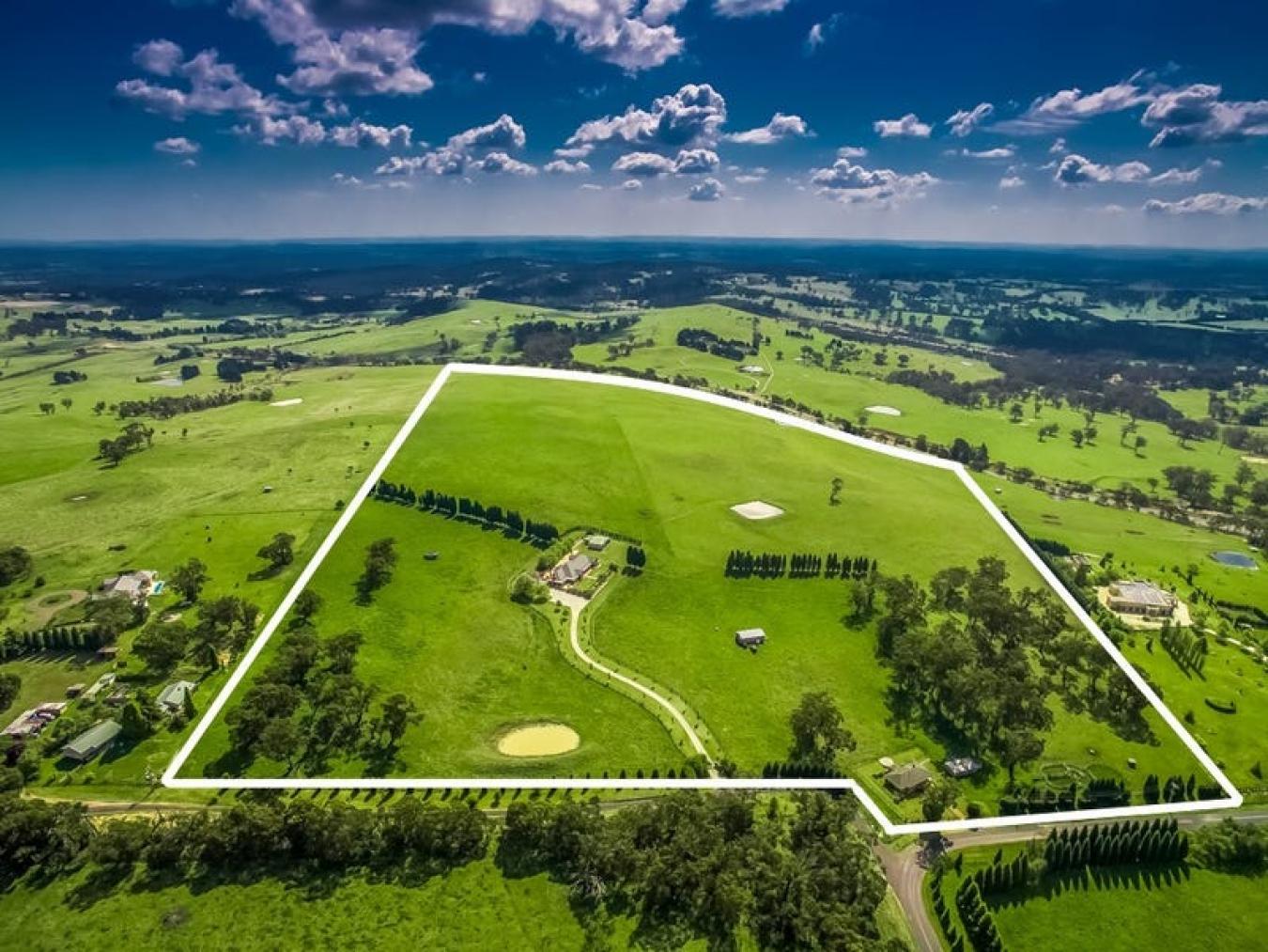 Bowral, NSW, 2576, Australia, 8 Bedrooms Bedrooms, ,4 BathroomsBathrooms,Residential,For Sale,1892352