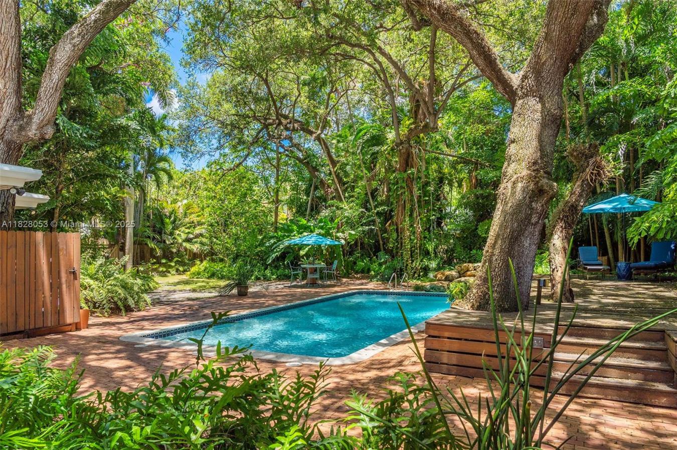 Miami, Florida, 33133, United States, 4 Bedrooms Bedrooms, ,5 BathroomsBathrooms,Residential,For Sale,1888359