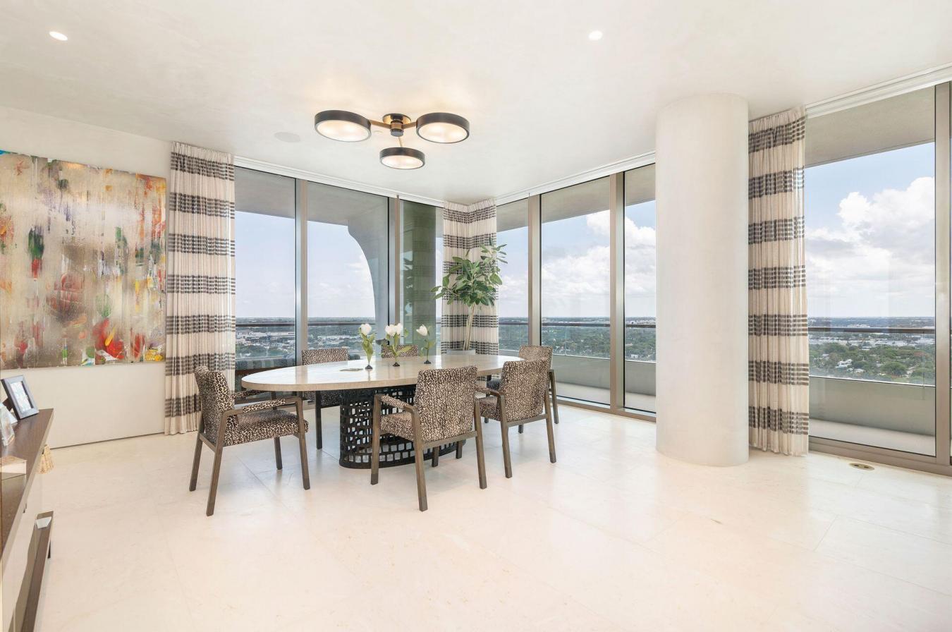 West Palm Beach, Florida, 33401, United States, 3 Bedrooms Bedrooms, ,3 BathroomsBathrooms,Residential,For Sale,1888355