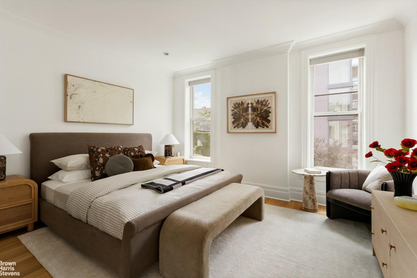 Bedford-Stuyvesant, New York, 11216, United States, 5 Bedrooms Bedrooms, ,5 BathroomsBathrooms,Residential,For Sale,1944221