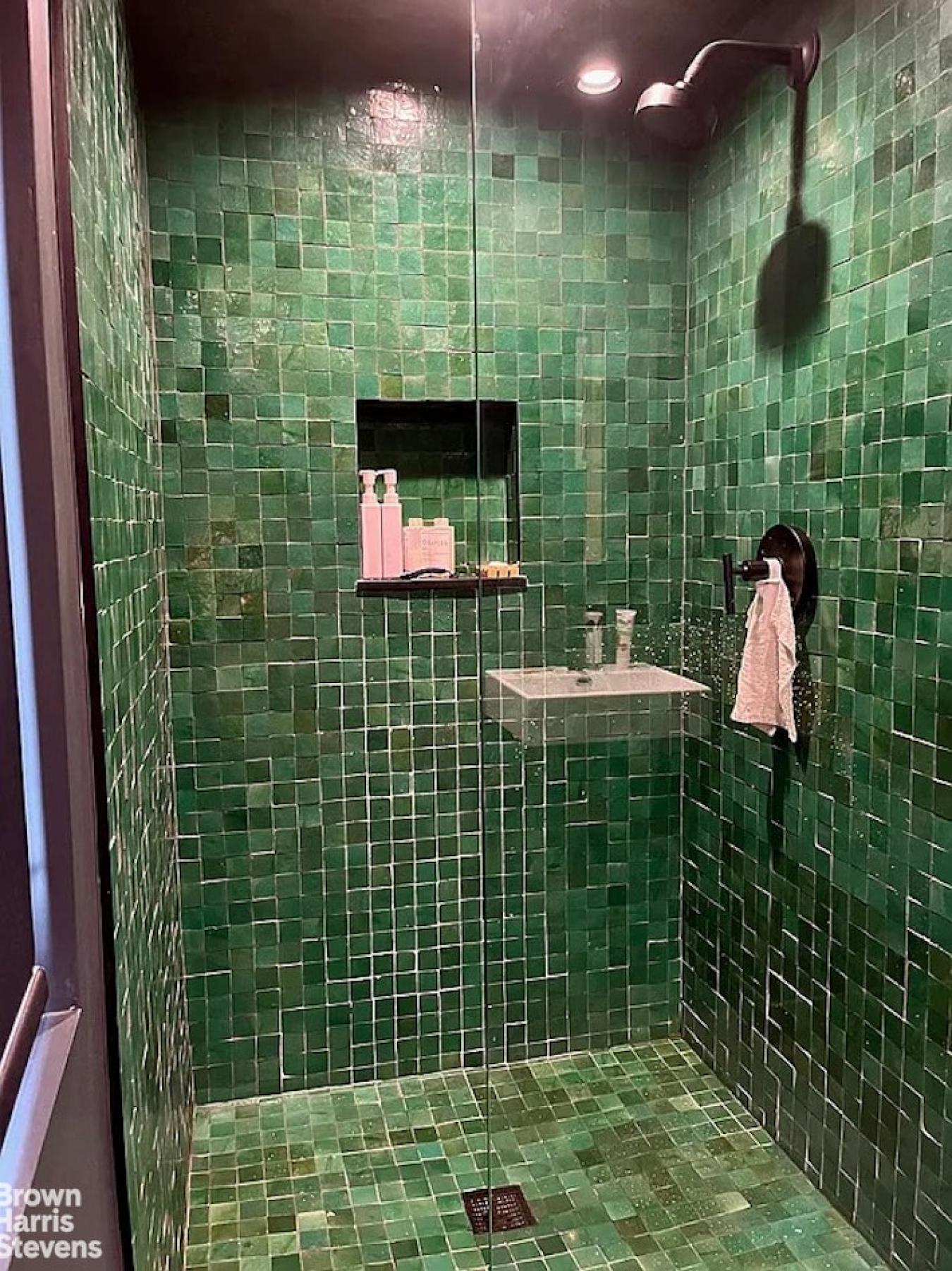 Ditmas Park, New York, 11210, United States, 7 Bedrooms Bedrooms, ,3 BathroomsBathrooms,Residential,For Sale,1952730