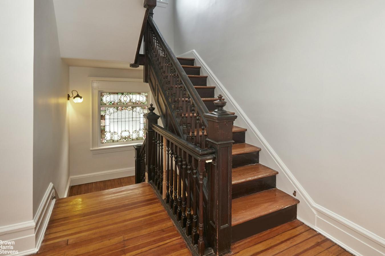 Ditmas Park, New York, 11210, United States, 7 Bedrooms Bedrooms, ,3 BathroomsBathrooms,Residential,For Sale,1952730