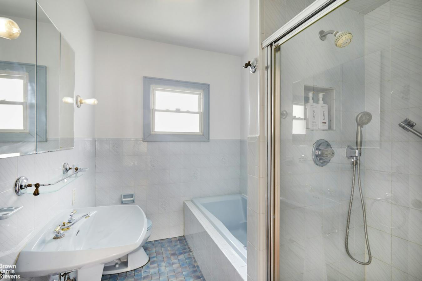 Ditmas Park, New York, 11210, United States, 7 Bedrooms Bedrooms, ,3 BathroomsBathrooms,Residential,For Sale,1952730