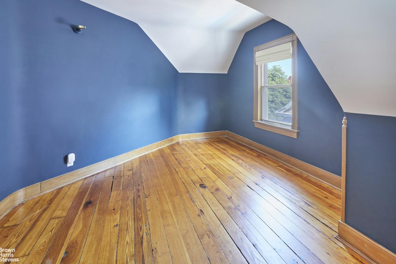 Ditmas Park, New York, 11210, United States, 7 Bedrooms Bedrooms, ,3 BathroomsBathrooms,Residential,For Sale,1952730