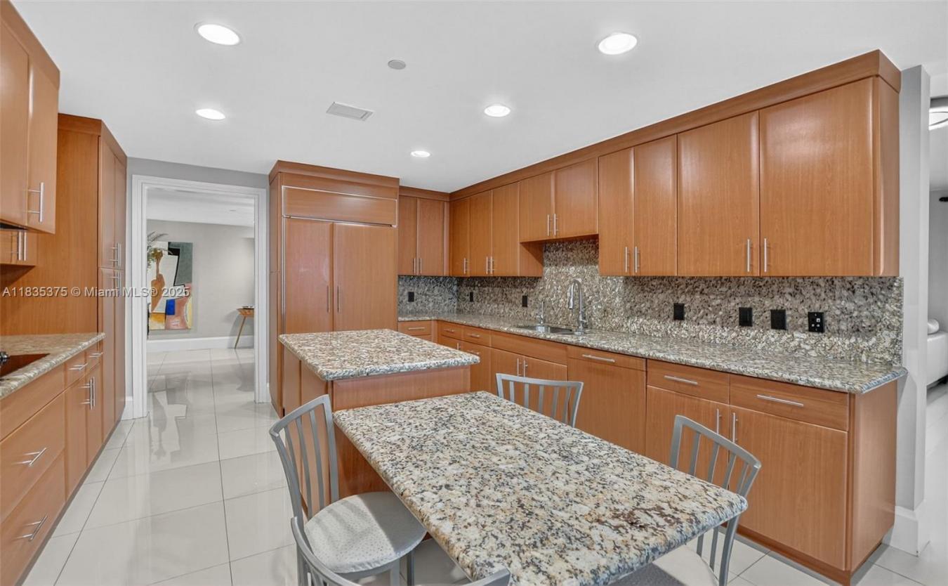 Boca Raton, Florida, 33432, United States, 3 Bedrooms Bedrooms, ,3 BathroomsBathrooms,Residential,For Sale,1888339