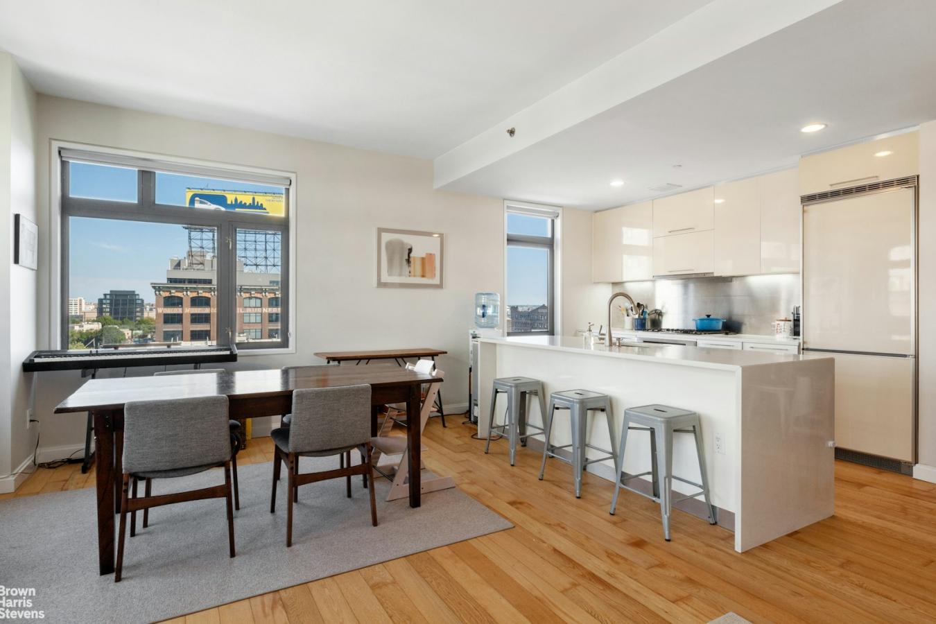 Long Island City, New York, 11101, United States, 2 Bedrooms Bedrooms, ,2 BathroomsBathrooms,Residential,For Sale,1888336