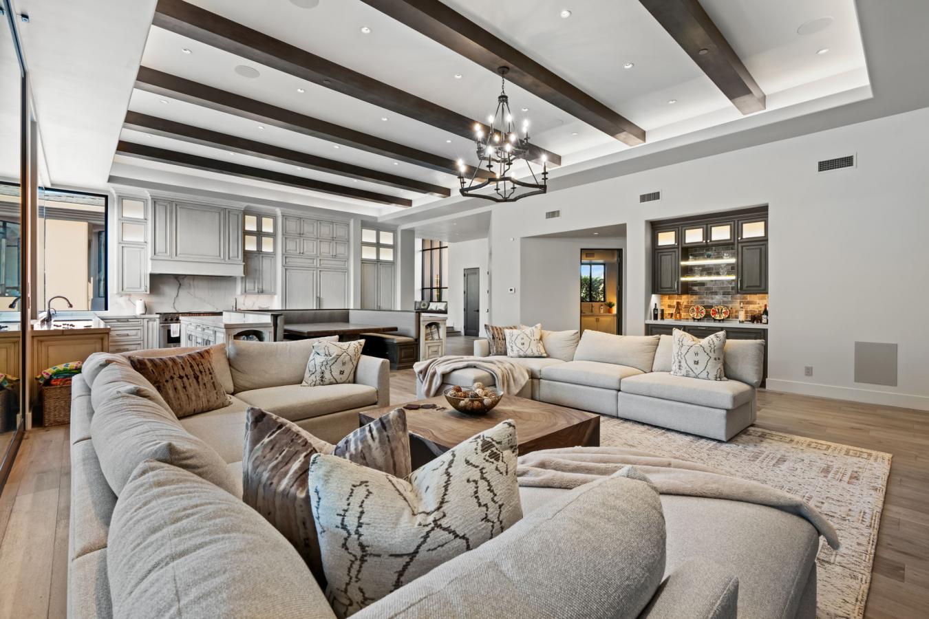 Scottsdale, Maricopa, 85255, United States, 4 Bedrooms Bedrooms, ,4 BathroomsBathrooms,Residential,For Sale,1892346