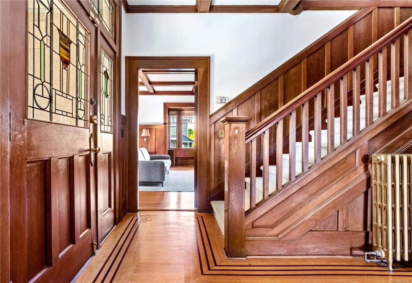 Saanich, BC, V8N 3S3, Canada, 7 Bedrooms Bedrooms, ,Residential,For Sale,1892344