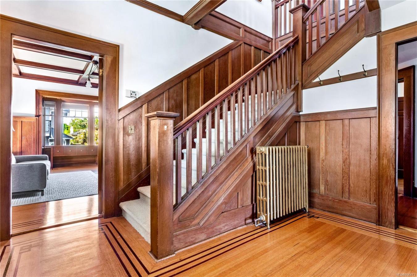 Saanich, BC, V8N 3S3, Canada, 7 Bedrooms Bedrooms, ,Residential,For Sale,1892344