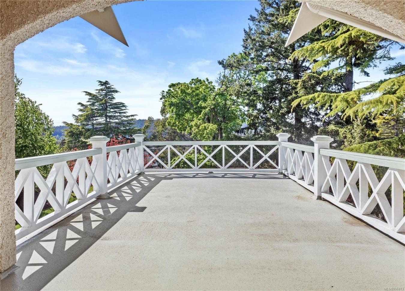 Saanich, BC, V8N 3S3, Canada, 7 Bedrooms Bedrooms, ,Residential,For Sale,1892344