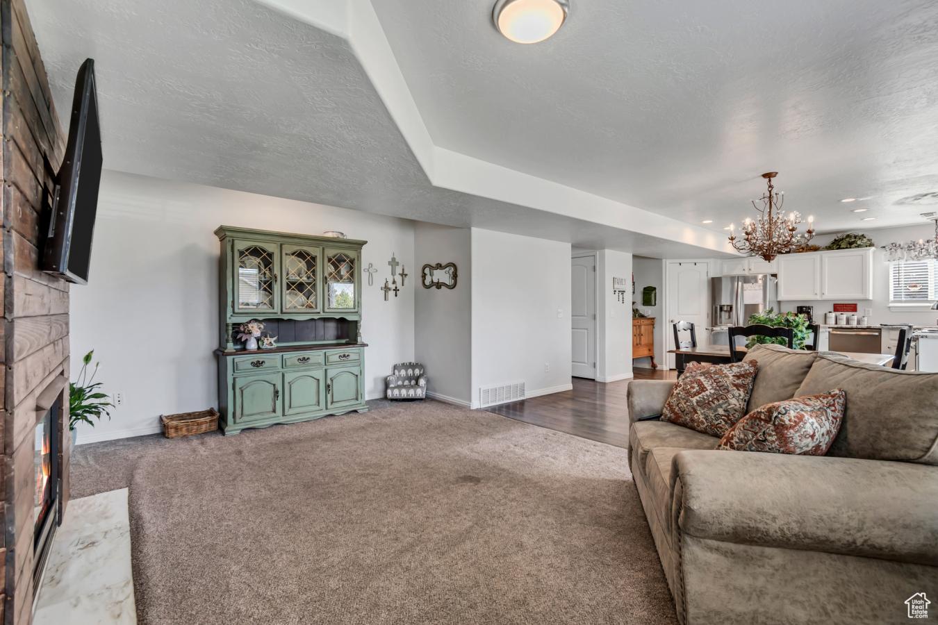 Marriott Slaterville, Utah, 84404, United States, 3 Bedrooms Bedrooms, ,2 BathroomsBathrooms,Residential,For Sale,1892343