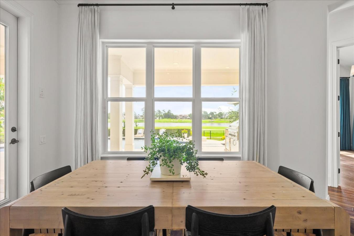 Jacksonville, Florida, 32224, United States, 5 Bedrooms Bedrooms, ,4 BathroomsBathrooms,Residential,For Sale,1888329