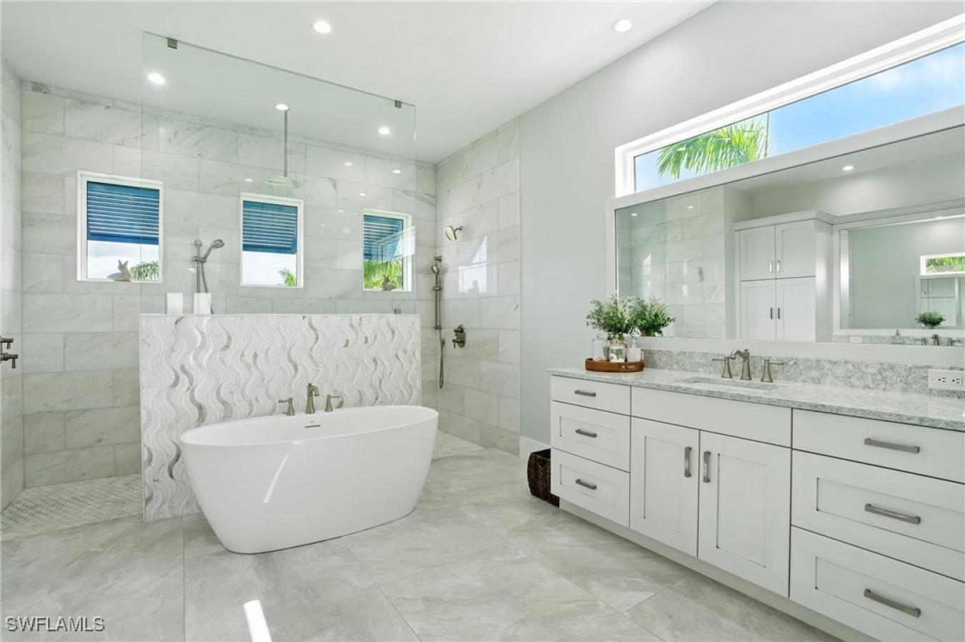 Cape Coral, Florida, 33991, United States, 3 Bedrooms Bedrooms, ,3 BathroomsBathrooms,Residential,For Sale,1892341