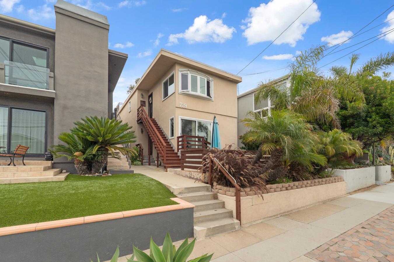 Hermosa Beach, California, 90254, United States, 4 Bedrooms Bedrooms, ,3 BathroomsBathrooms,Residential,For Sale,1892338