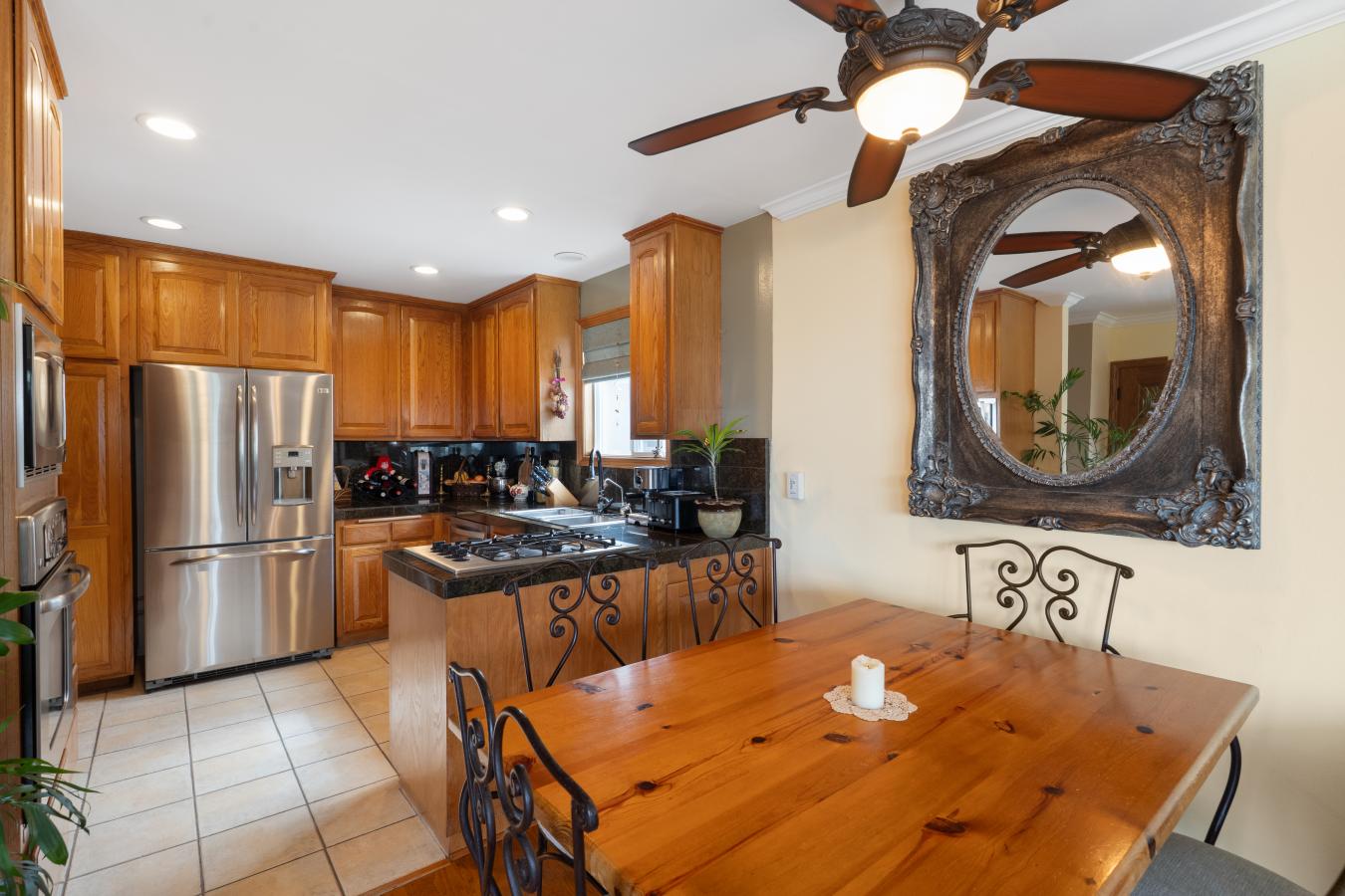 Hermosa Beach, California, 90254, United States, 4 Bedrooms Bedrooms, ,3 BathroomsBathrooms,Residential,For Sale,1892338