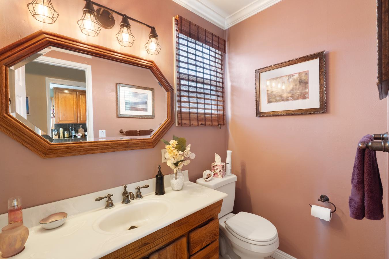 Hermosa Beach, California, 90254, United States, 4 Bedrooms Bedrooms, ,3 BathroomsBathrooms,Residential,For Sale,1892338