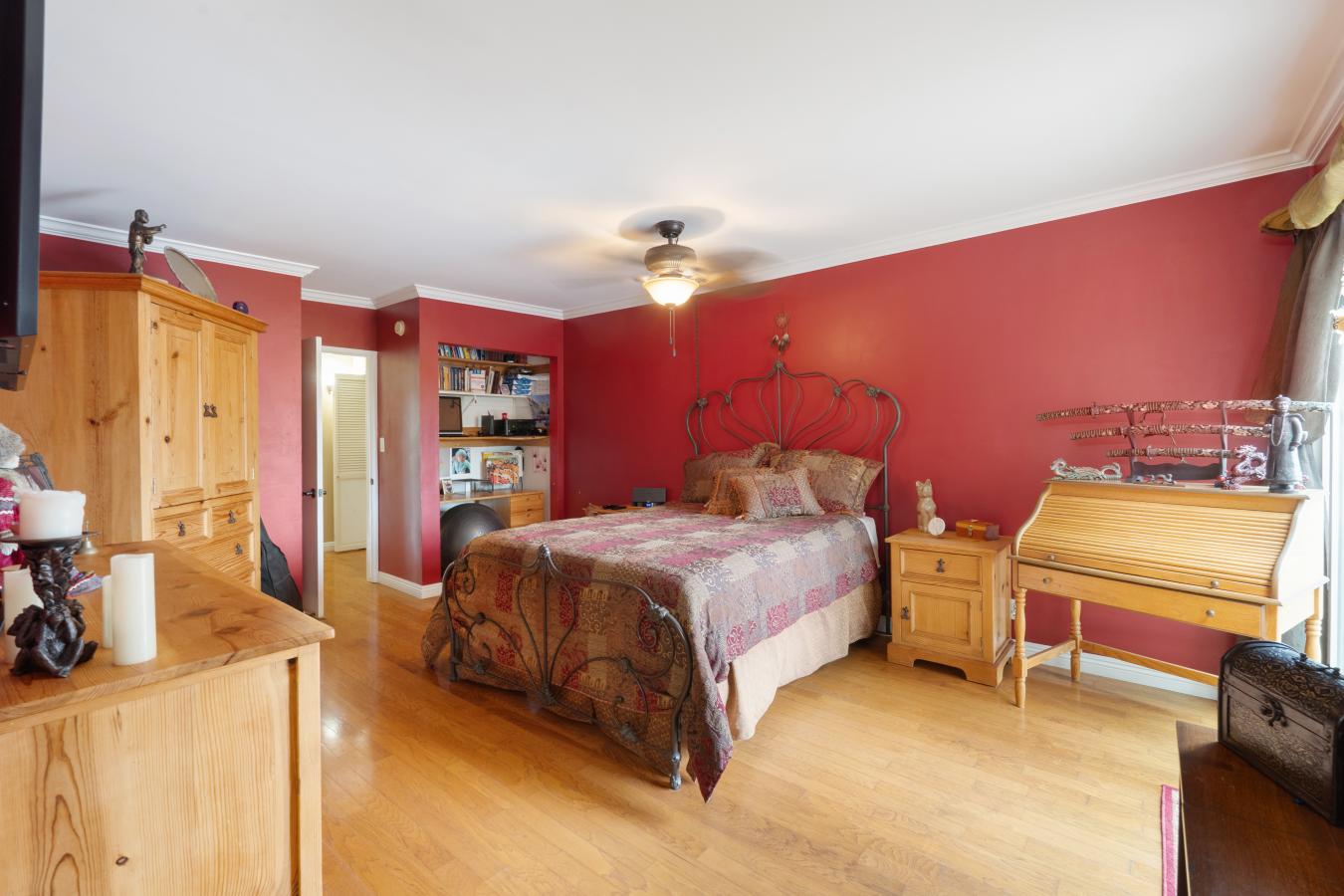 Hermosa Beach, California, 90254, United States, 4 Bedrooms Bedrooms, ,3 BathroomsBathrooms,Residential,For Sale,1892338