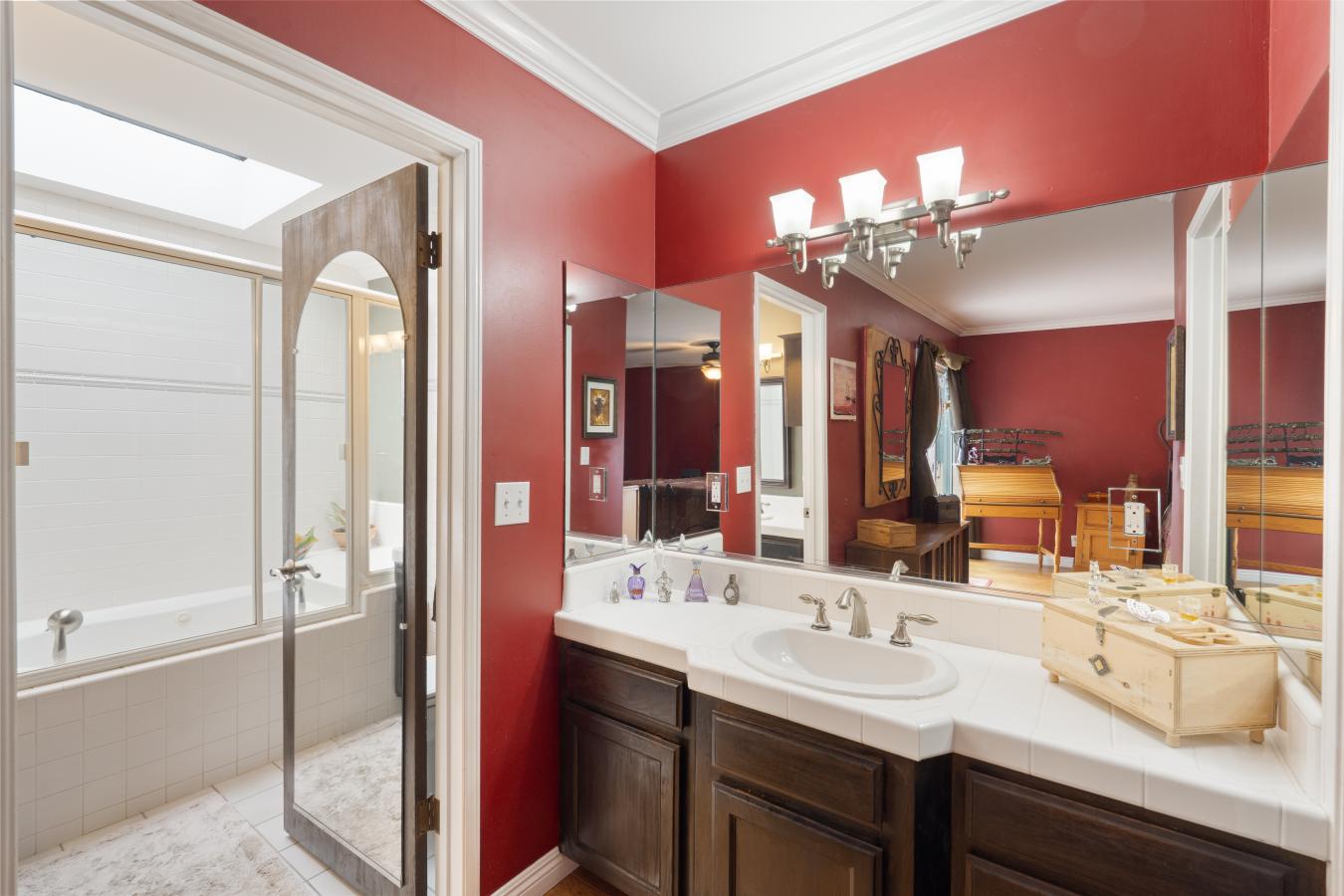 Hermosa Beach, California, 90254, United States, 4 Bedrooms Bedrooms, ,3 BathroomsBathrooms,Residential,For Sale,1892338