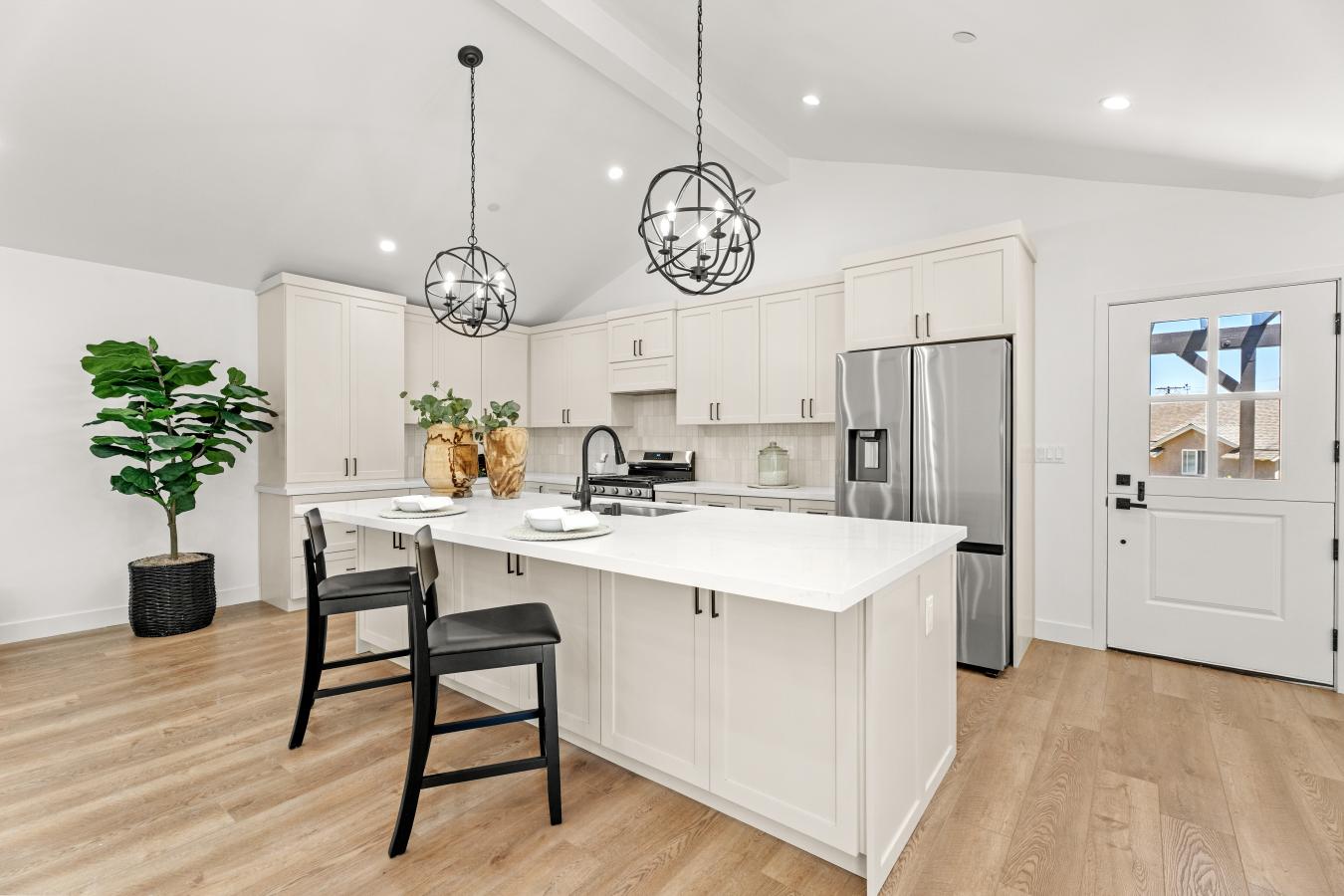 Westchester, California, 90045, United States, 4 Bedrooms Bedrooms, ,3 BathroomsBathrooms,Residential,For Sale,1892337